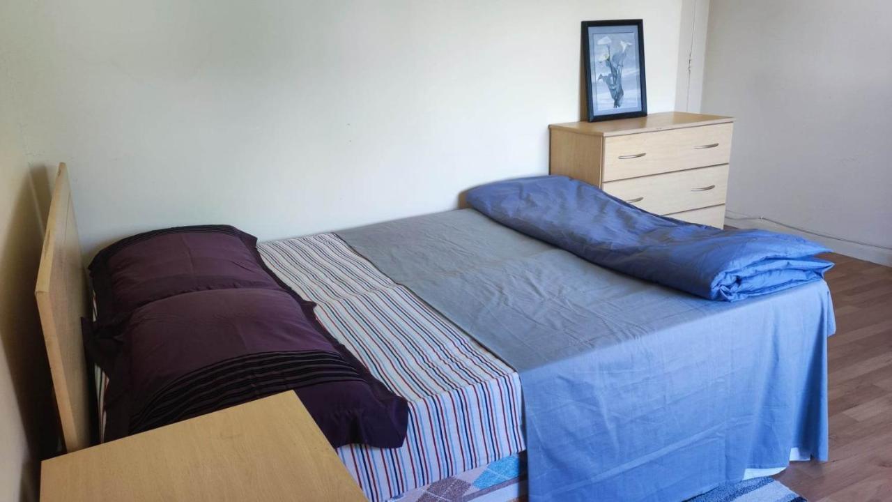 Budget-Friendly Self-Serve Lodging Galway Dış mekan fotoğraf
